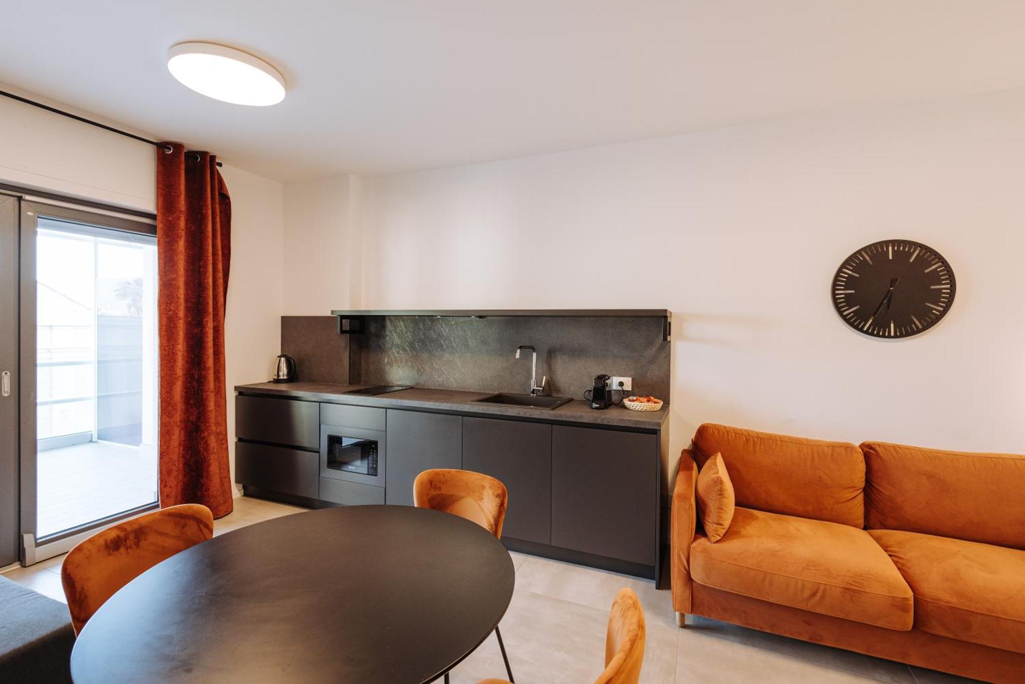 Marisabella Suite 8 Bari Bagian luar foto