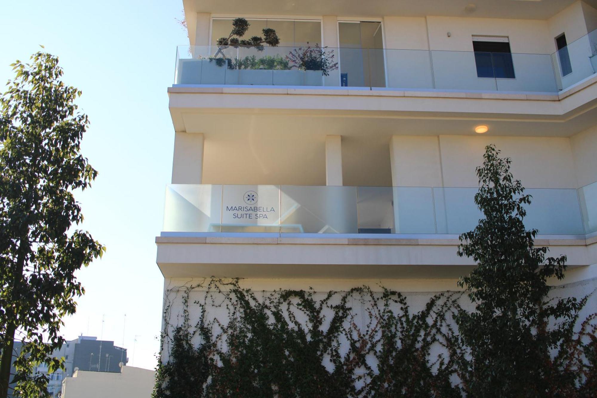 Marisabella Suite 8 Bari Bagian luar foto